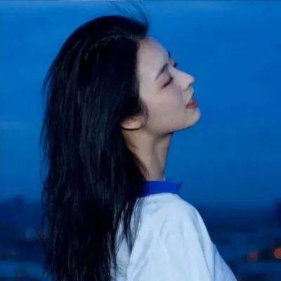 以色列军方表示，其防御系统正在运转，以拦截威胁。